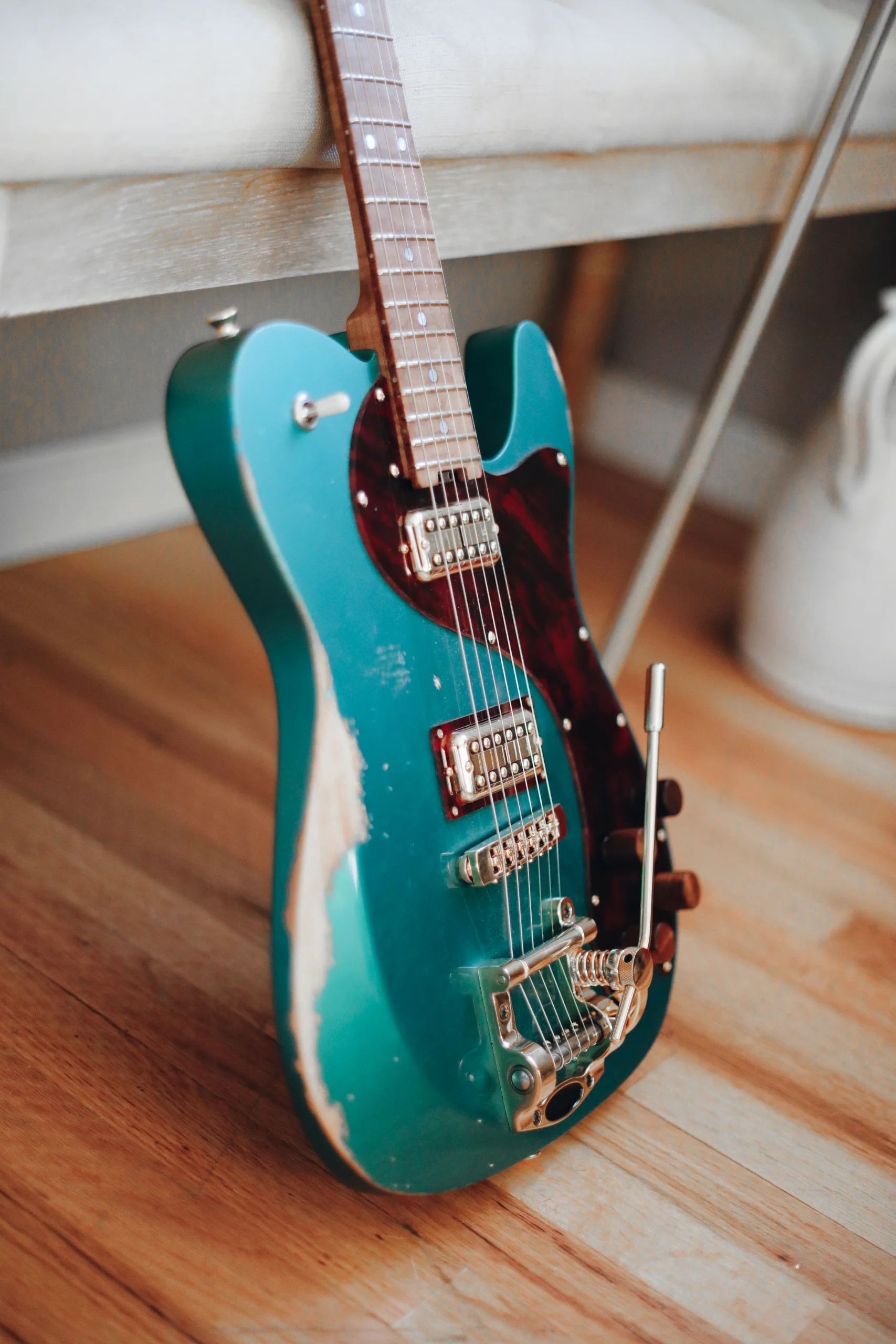 Clarus | Sherwood Green Relic — detail